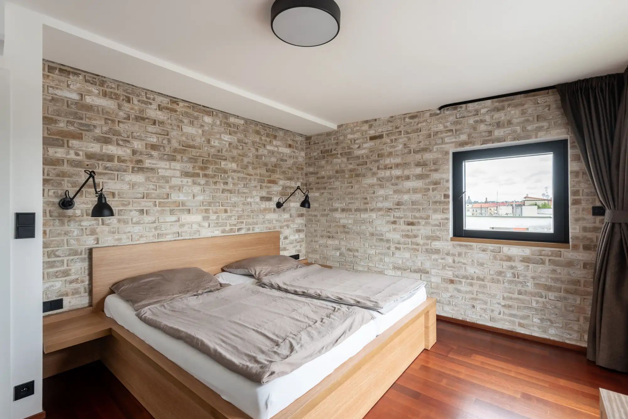 Kompletní rekonstrukce půdního bytu, Praha 2 – fotografie 12 z 16